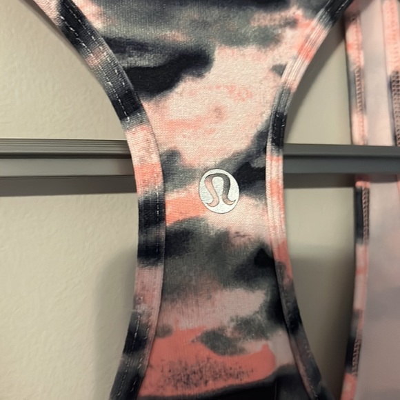 Lululemon Cool Racerback (CRB) tank in pink camo - Picture 3 of 3